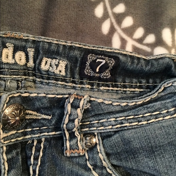 Jeans - Picture 2 of 2